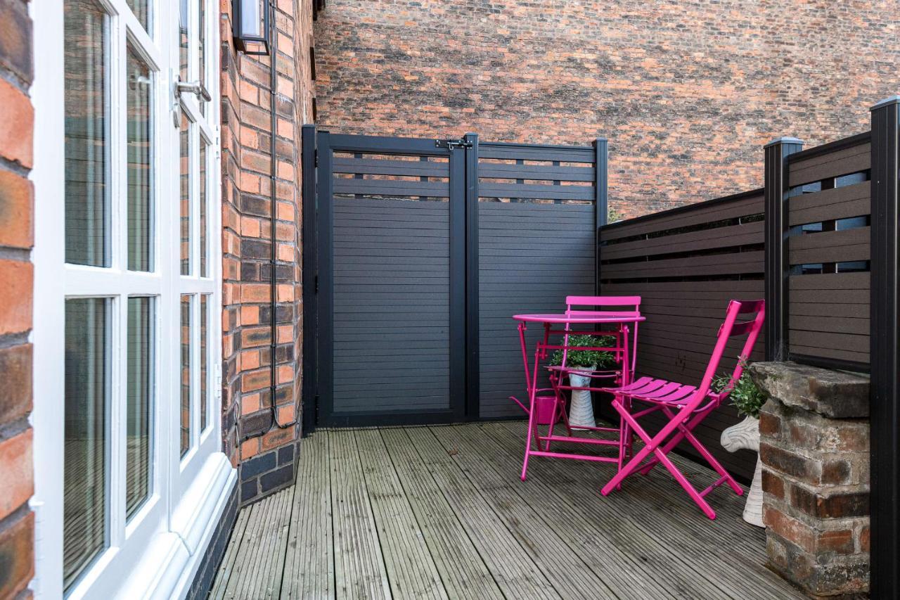 Host & Stay - The Pilgrim Coach Houses Liverpool Exterior photo